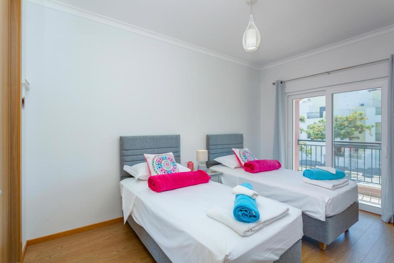 Casa Joana At Opomar By Cara Rentals カバナス・デ・タビラ エクステリア 写真